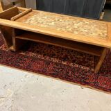 Oak coffee table published by Votre maison.