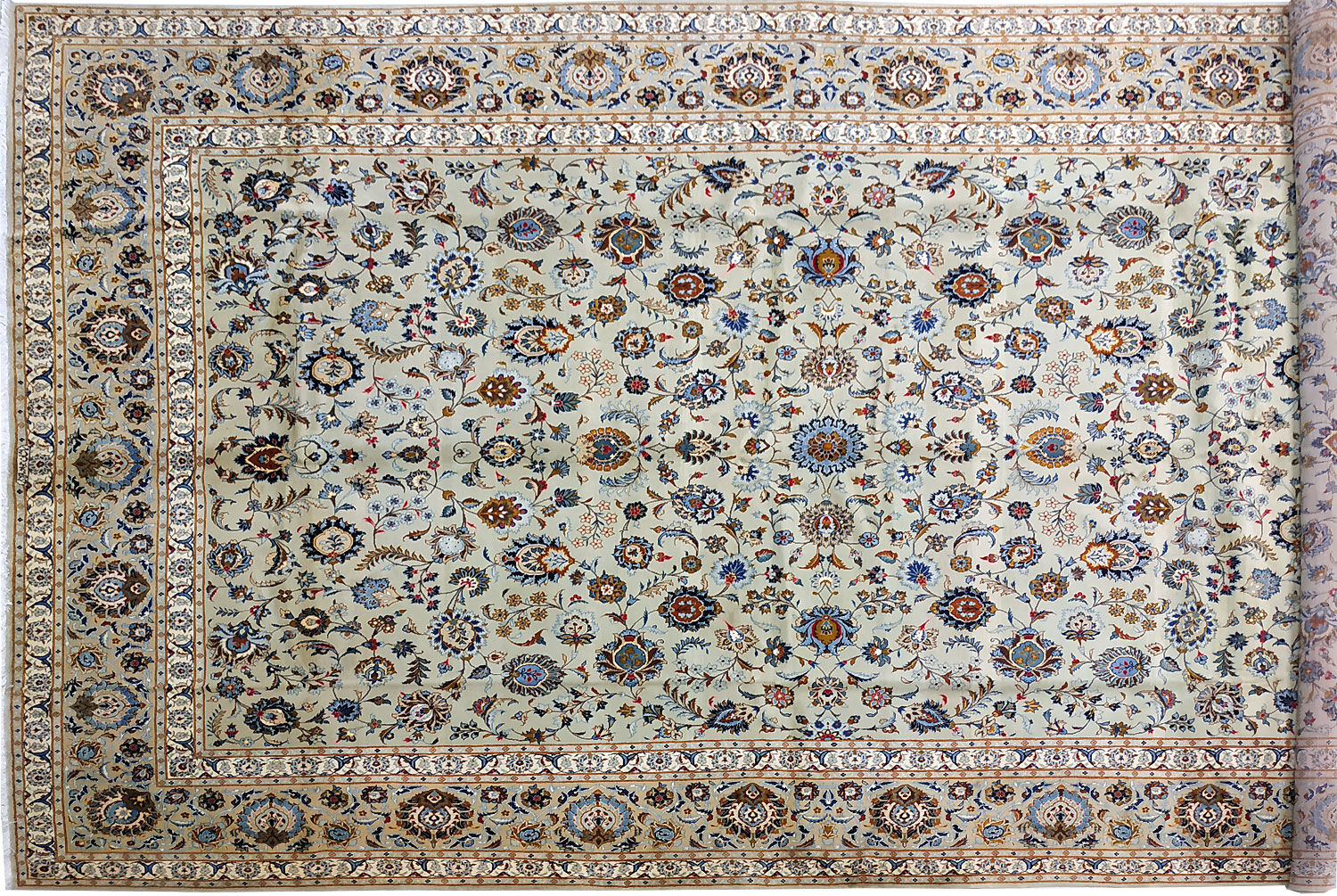 Persian carpet entirely handmade "Keshan"