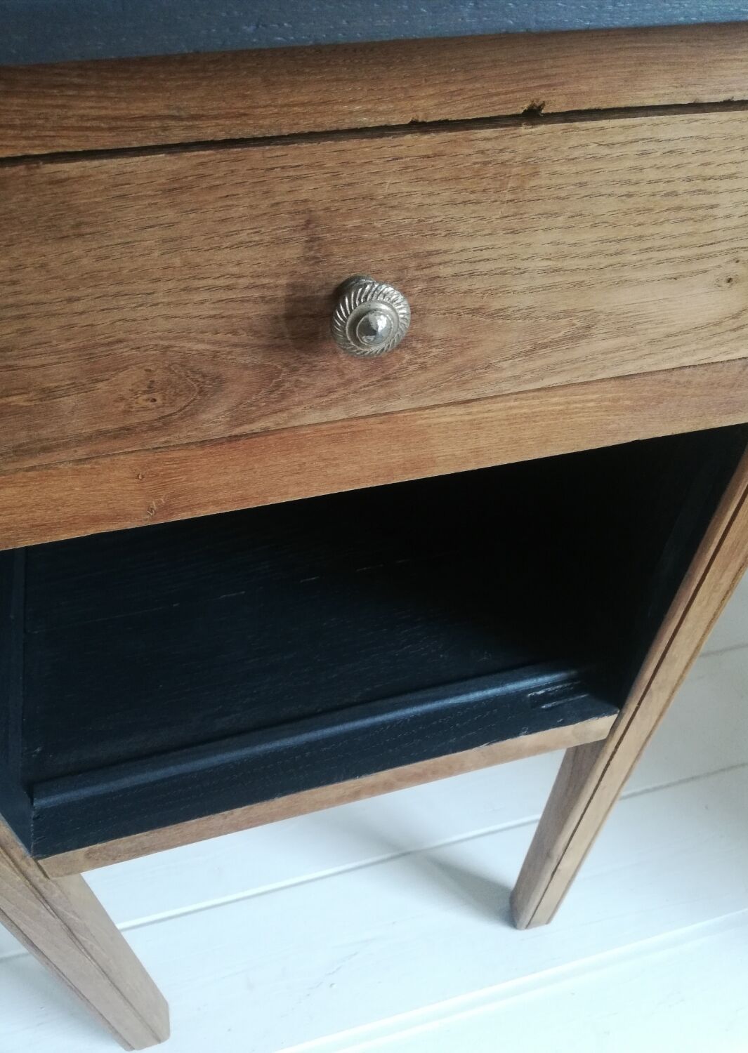 Bedside table
