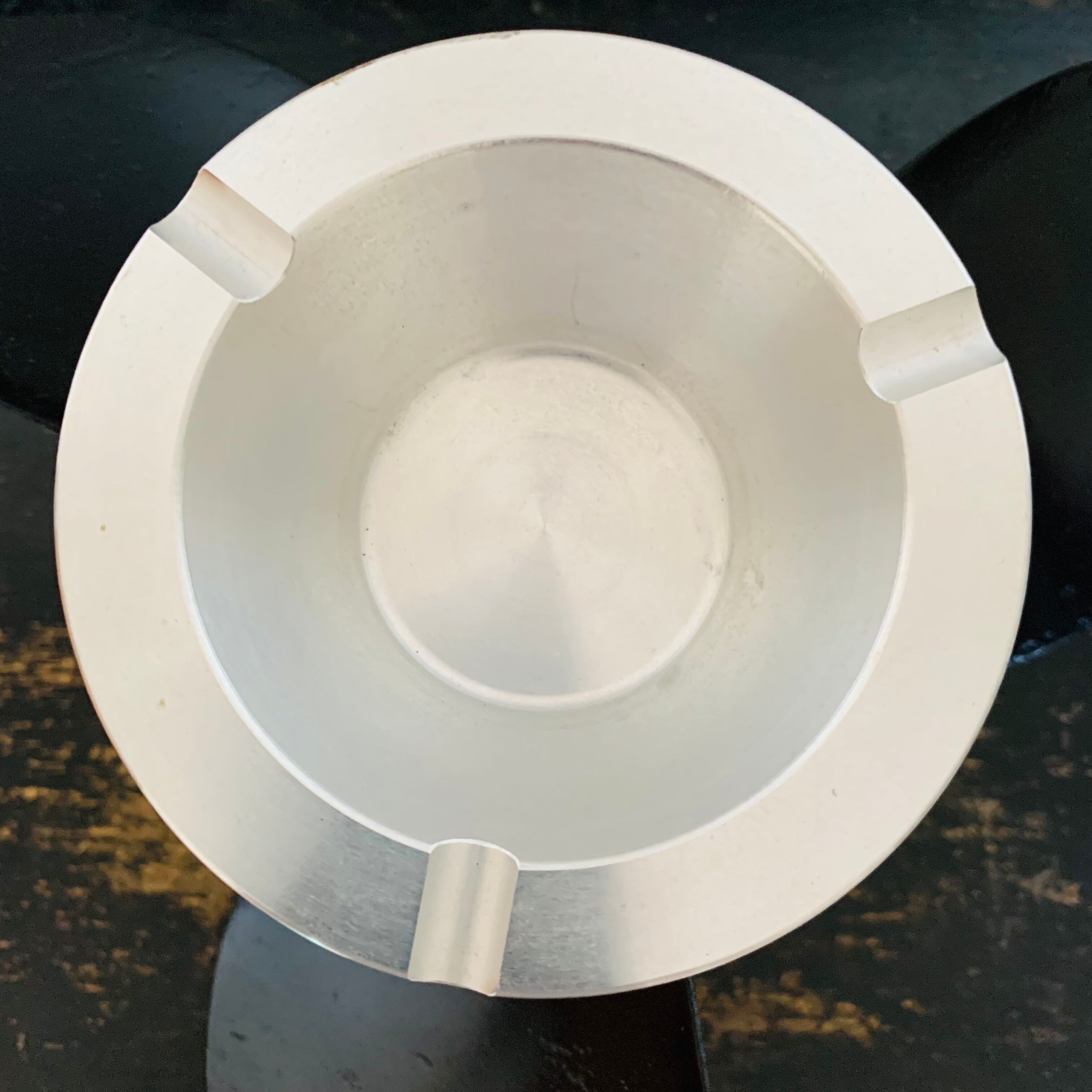 Cendrier « Hélice »