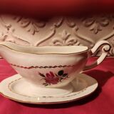 Sauce boat and small oval dish the Amandinoise