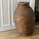 "bourgne" in braided straw