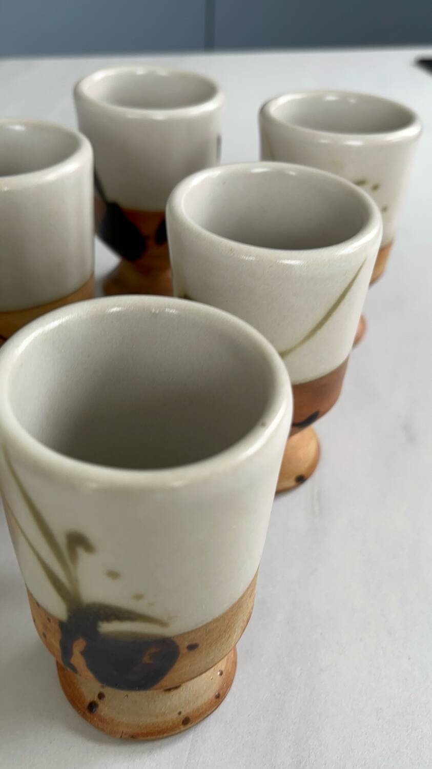 Set of 6 vintage ceramic footed coffee cups – artisanal style