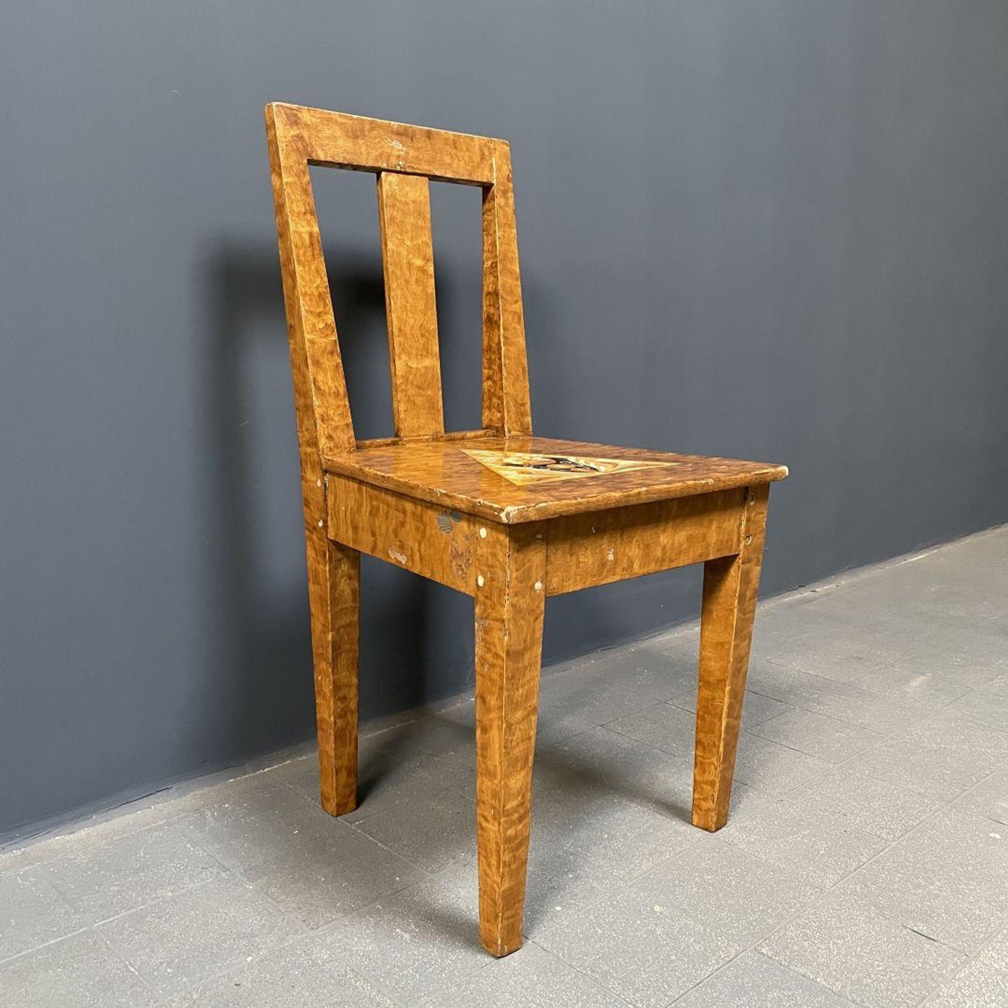 Set of 2 painted Swedish chairs