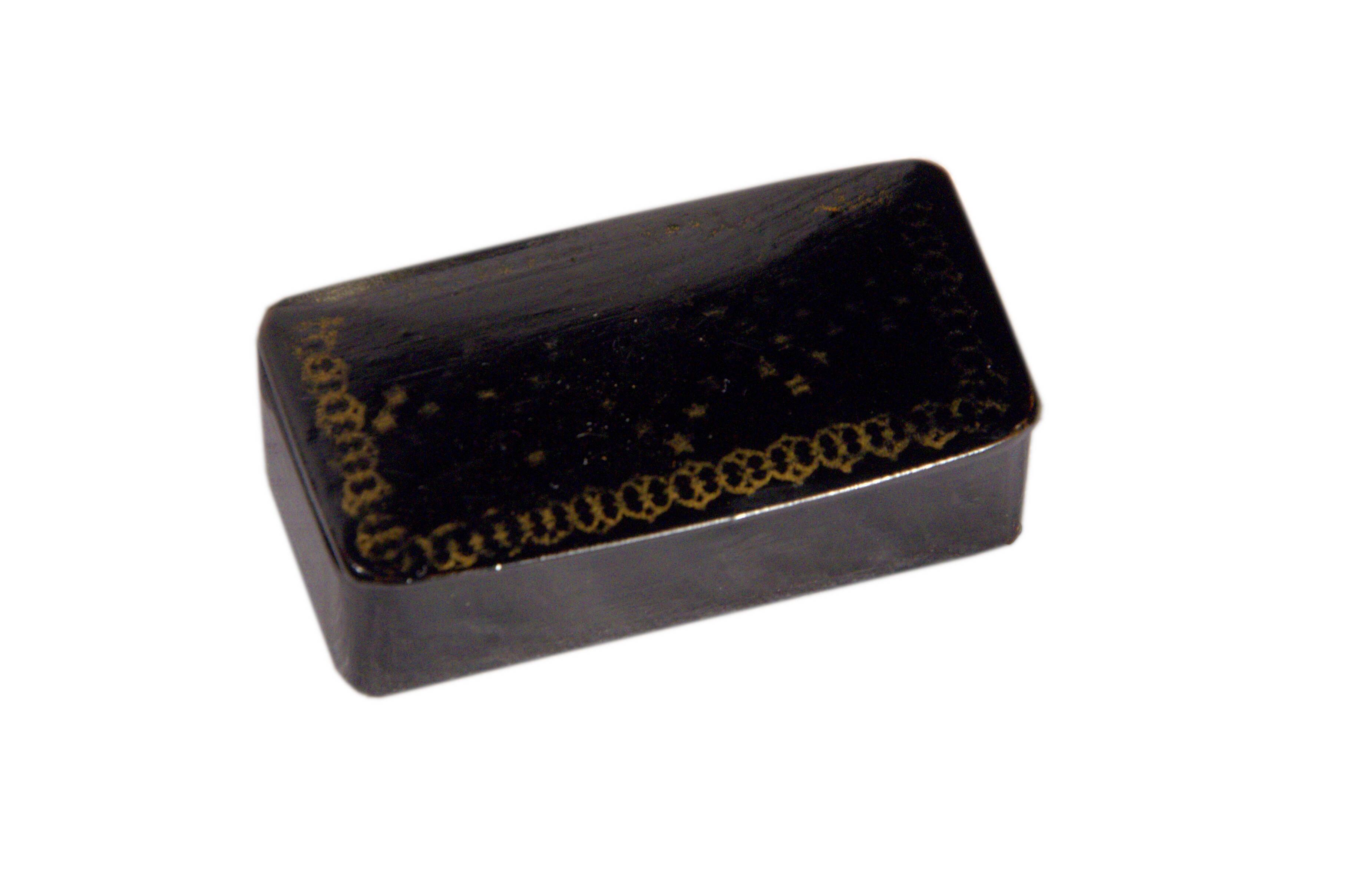 Antique snuff box, black and gold, Napoleon III style, 6cm