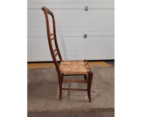 Chair type "pray- god"