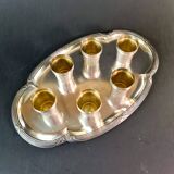 Élégance à l’ancienne : Service à vodka en métal argenté