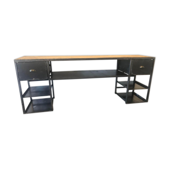 Industrial establishment