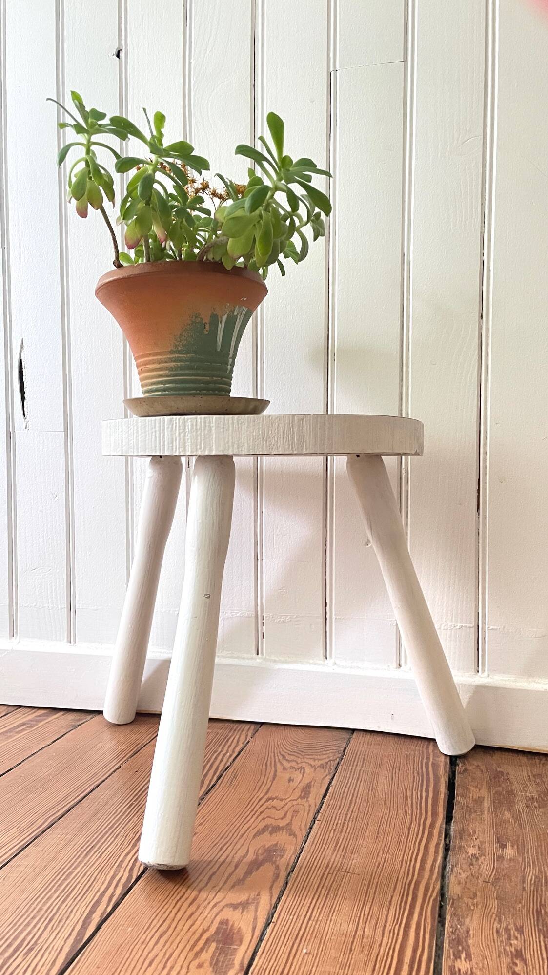 Vintage tripod stool