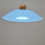 Suspension in enamelled sheet metal and wood