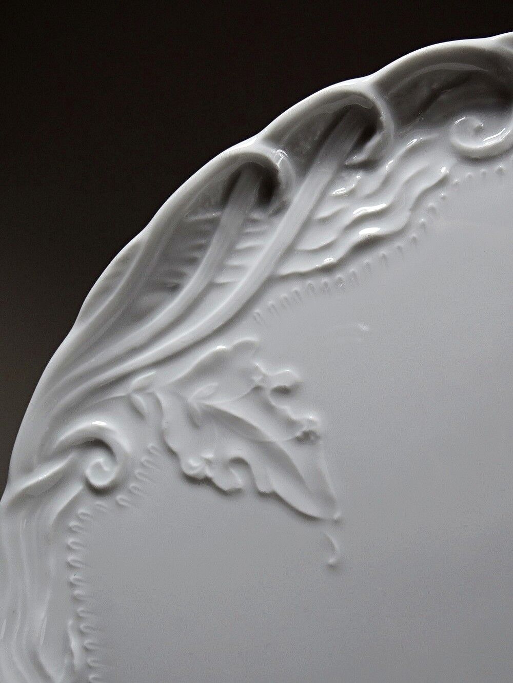 Plat à tarte vintage en porcelaine fine de Limoges blanche