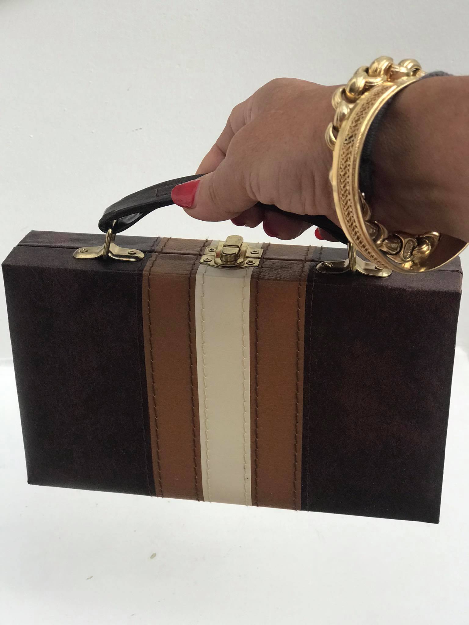 Game of dominos vintage compact travel