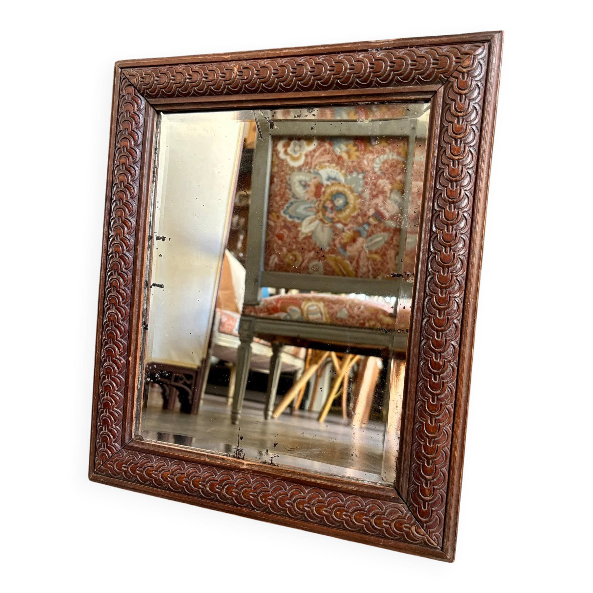 Miroir biseauté en bois mouluré 39 x 33 cm