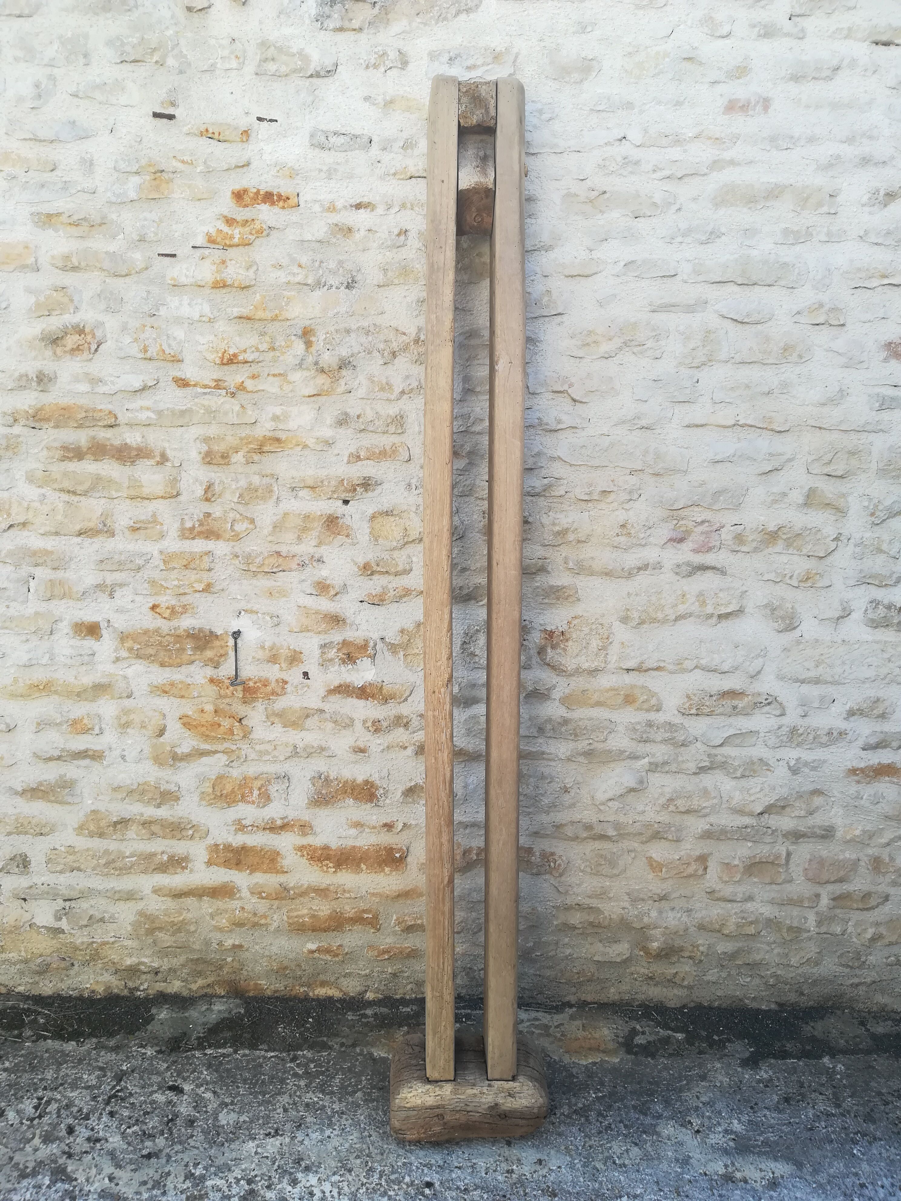 Wooden column