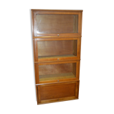 Showcase of brand MD in oak