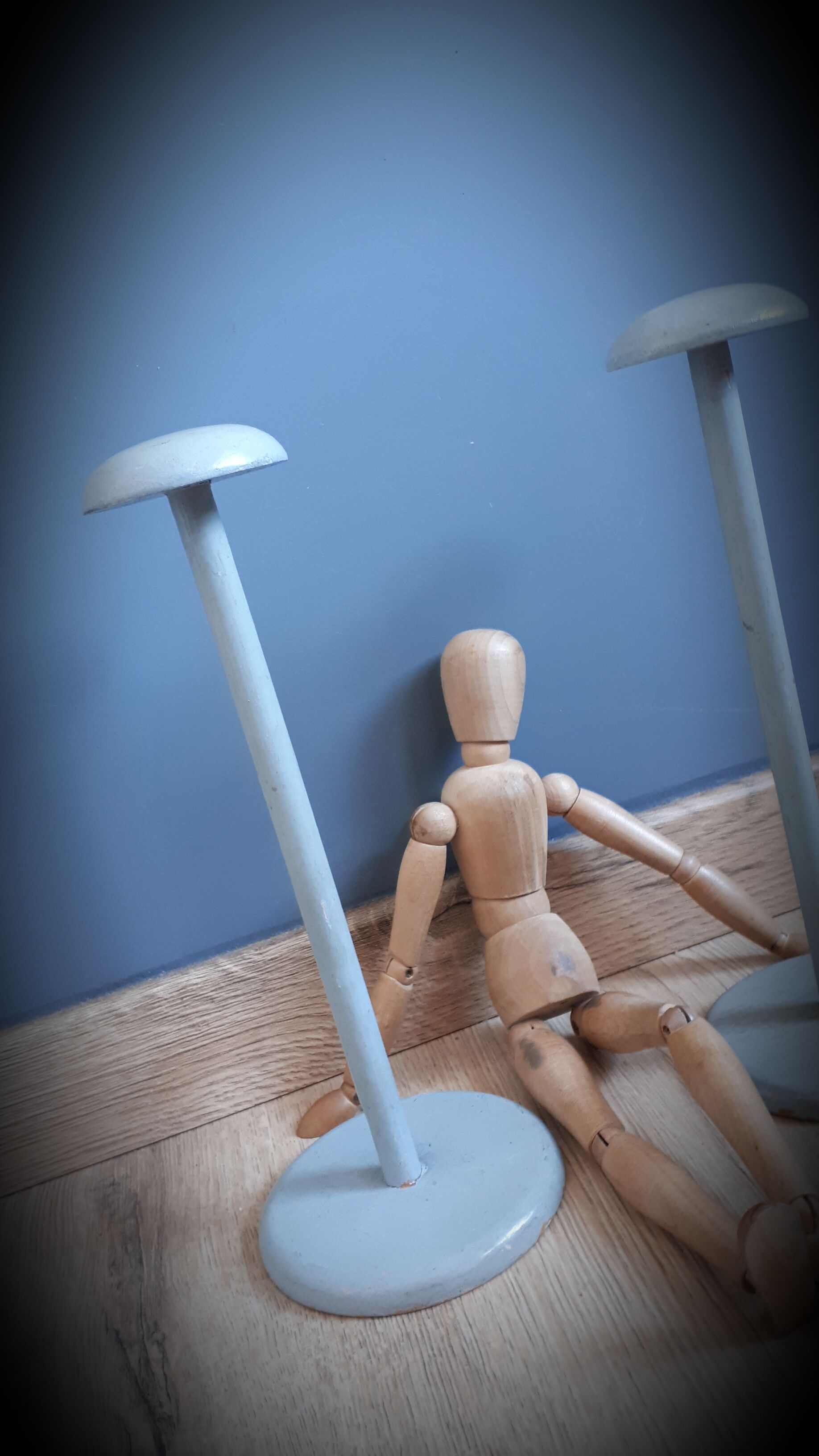 old hat holder (mint green)