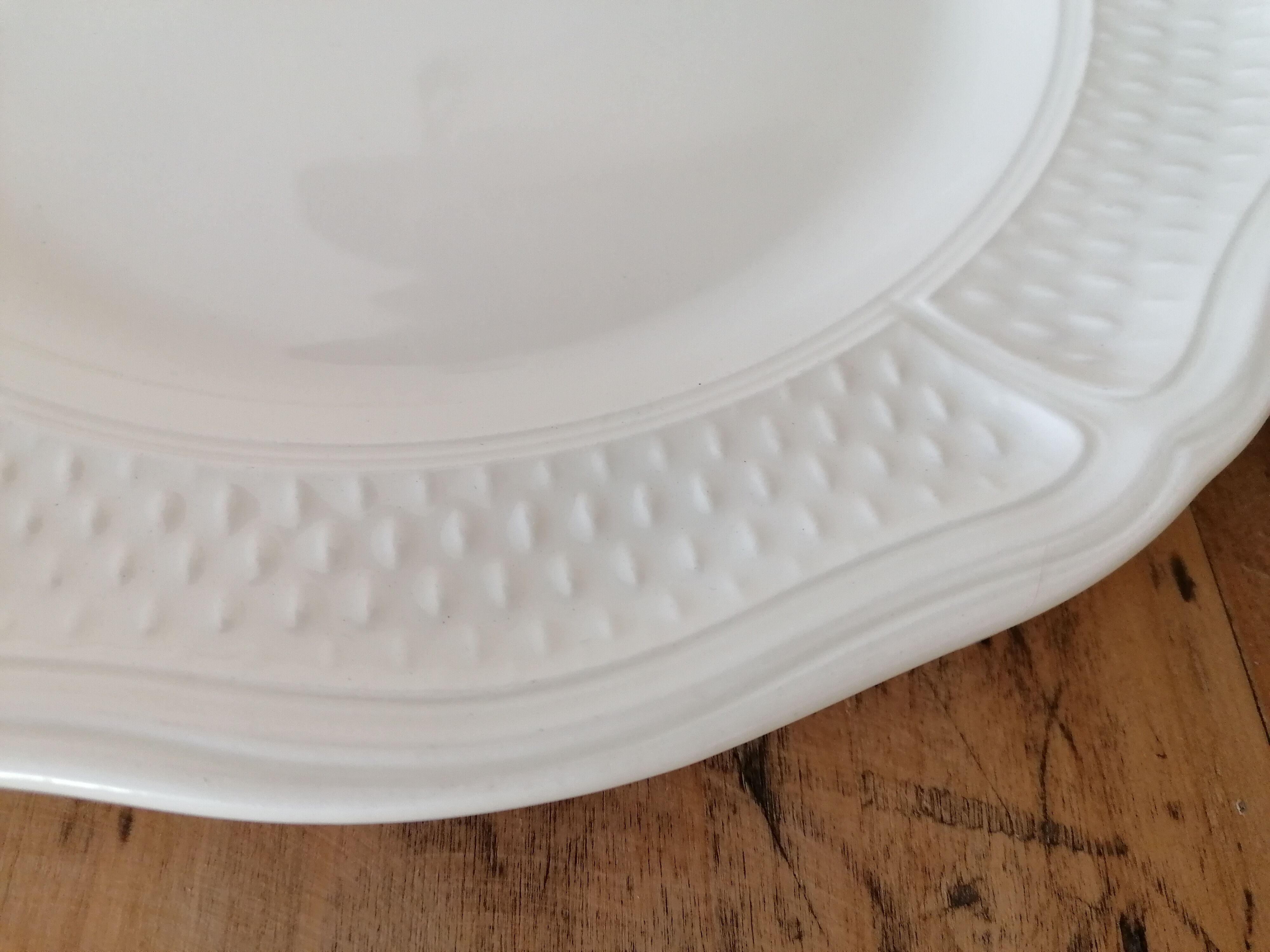 Gien Cabbage Bridge Earthen Dish