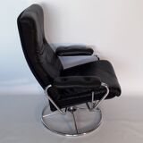 Scandinavian armchair in swivel leather