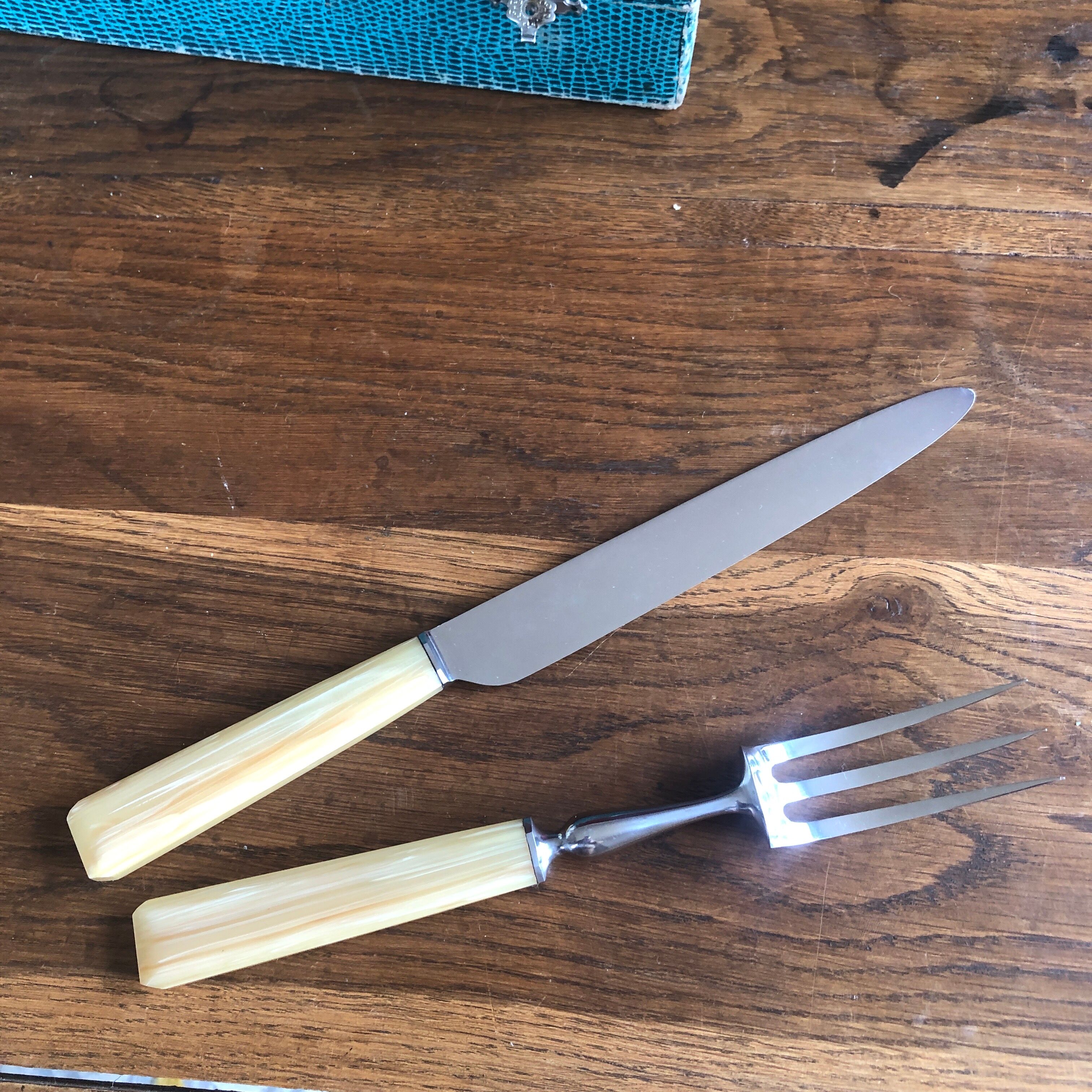 Cutlery "the benefit"