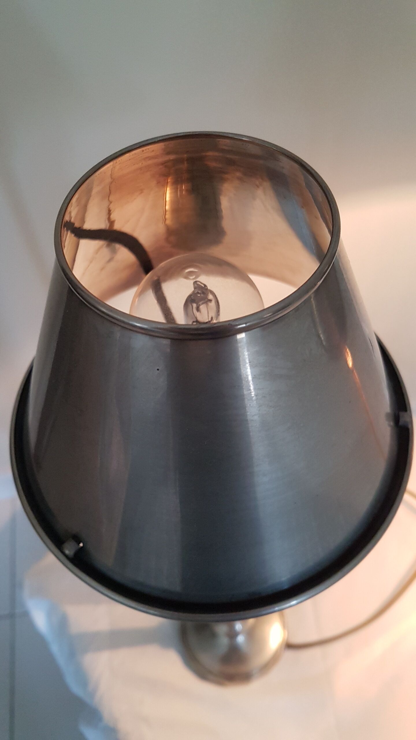 Lamp to pose Cheoma