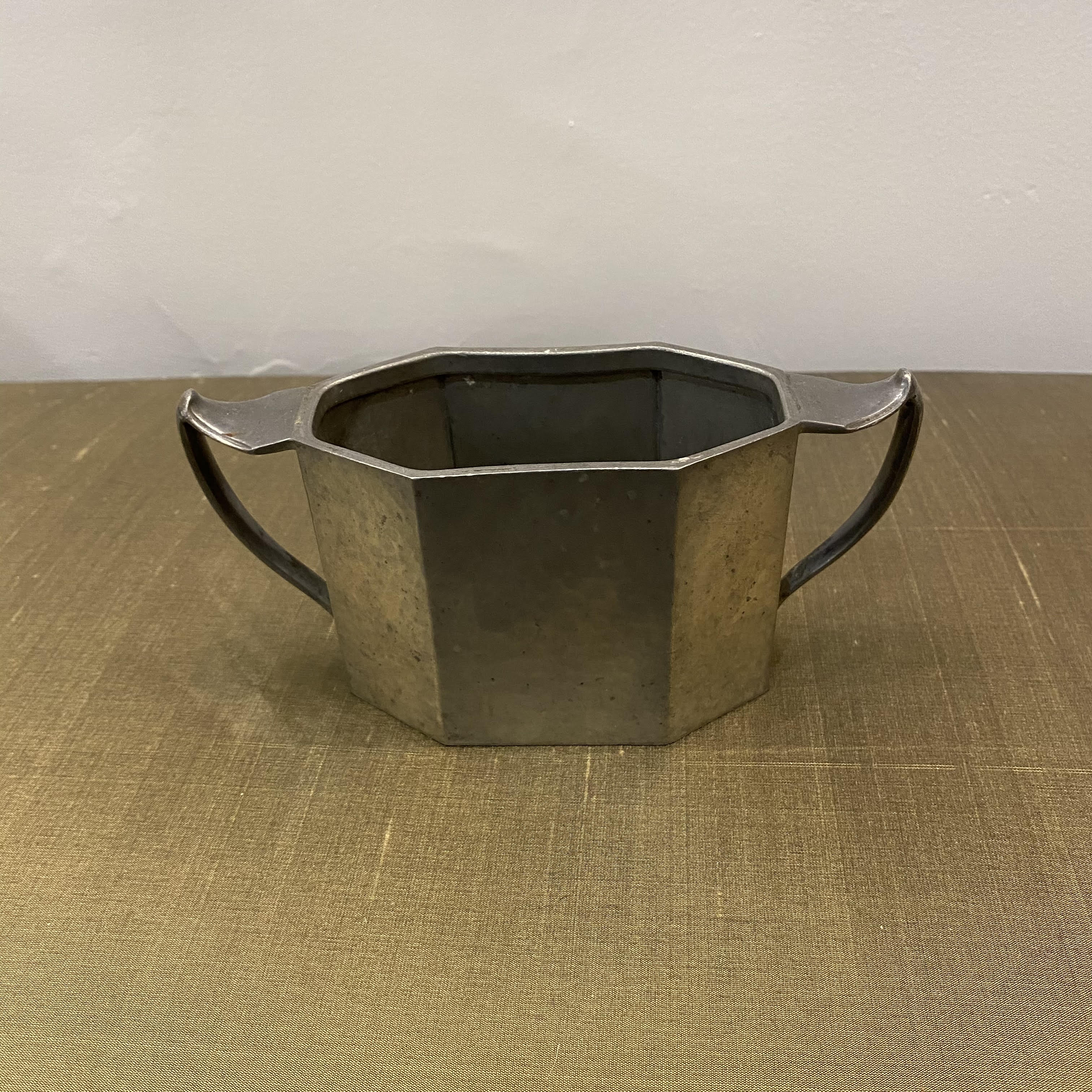 Art deco tea and coffee set in silver plated copper pewter craftsmen