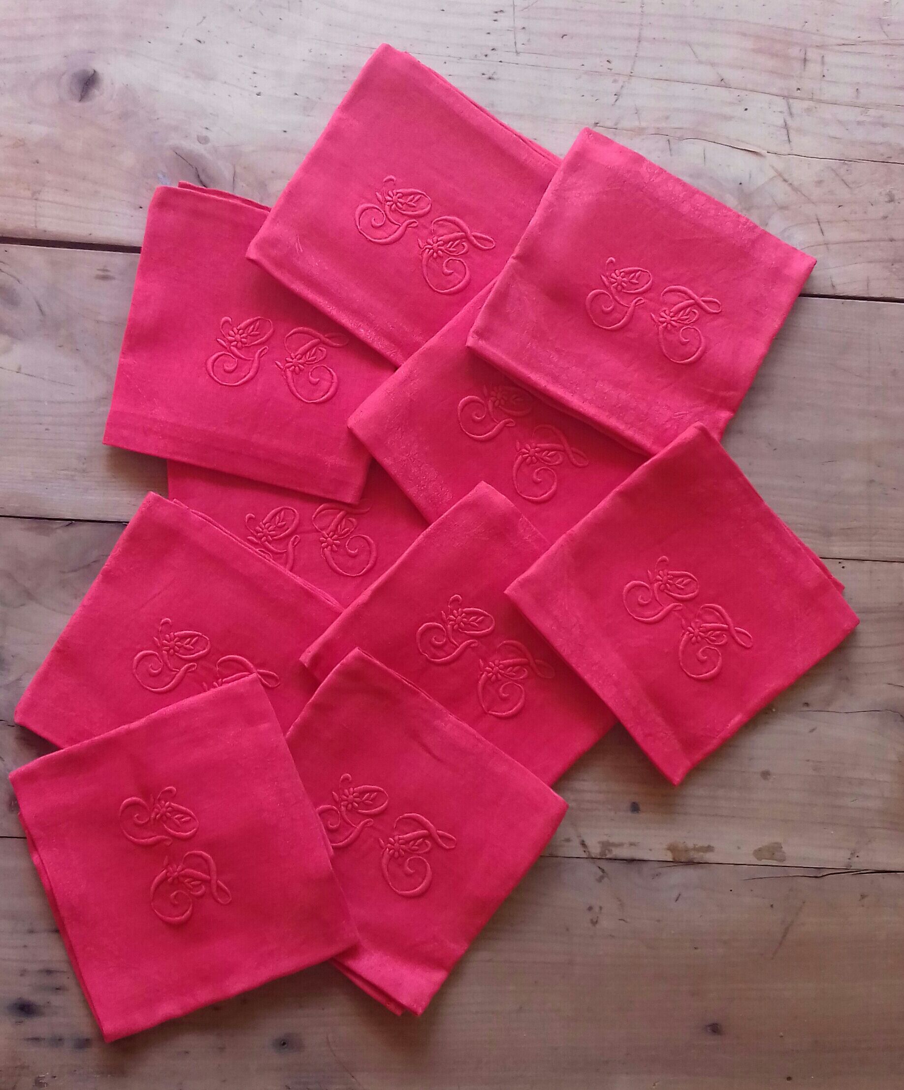 10 red linen damask towels