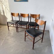Set of 4 Italian chairs by Gianfranco Frattini.