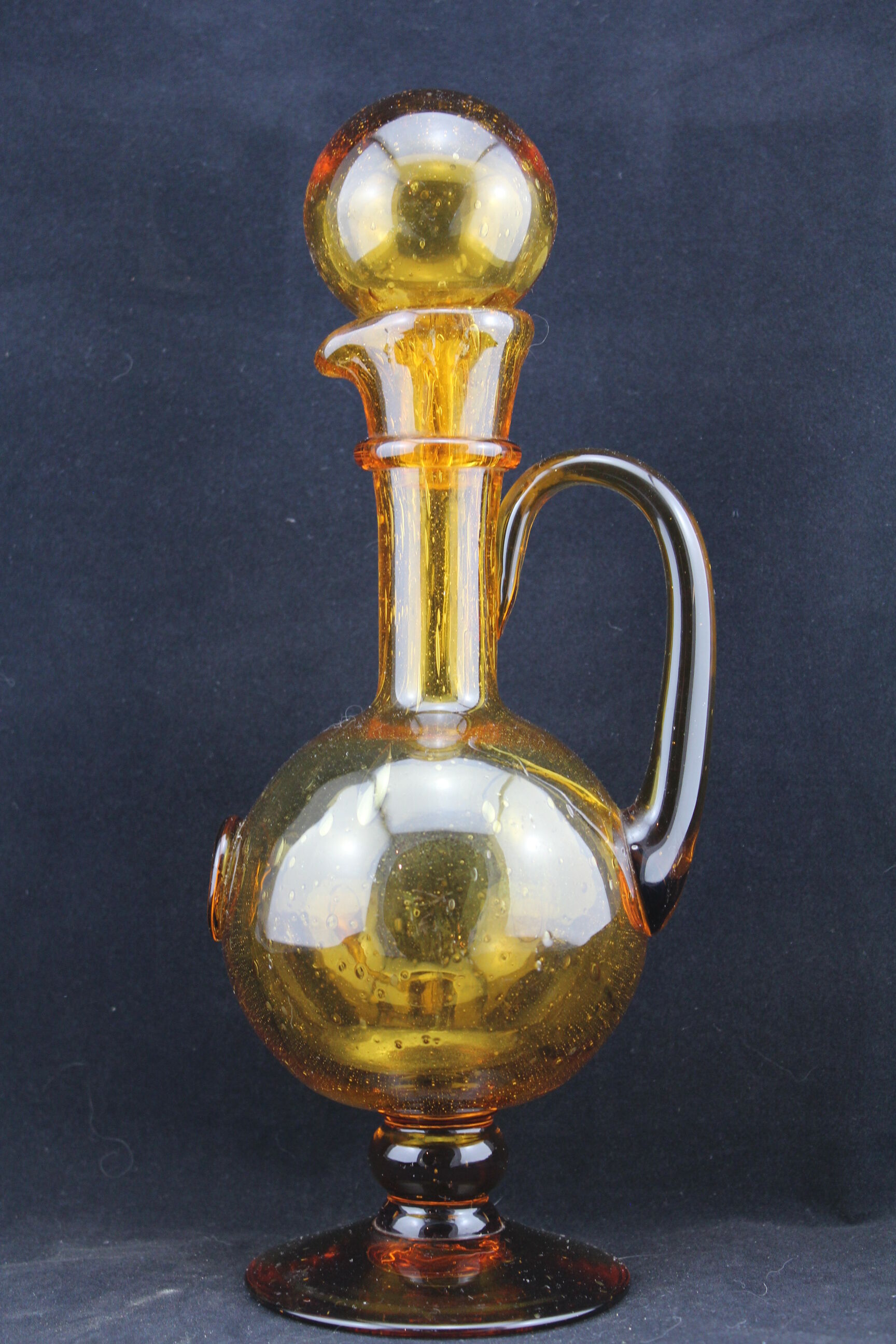 La Rochere bubble glass carafe