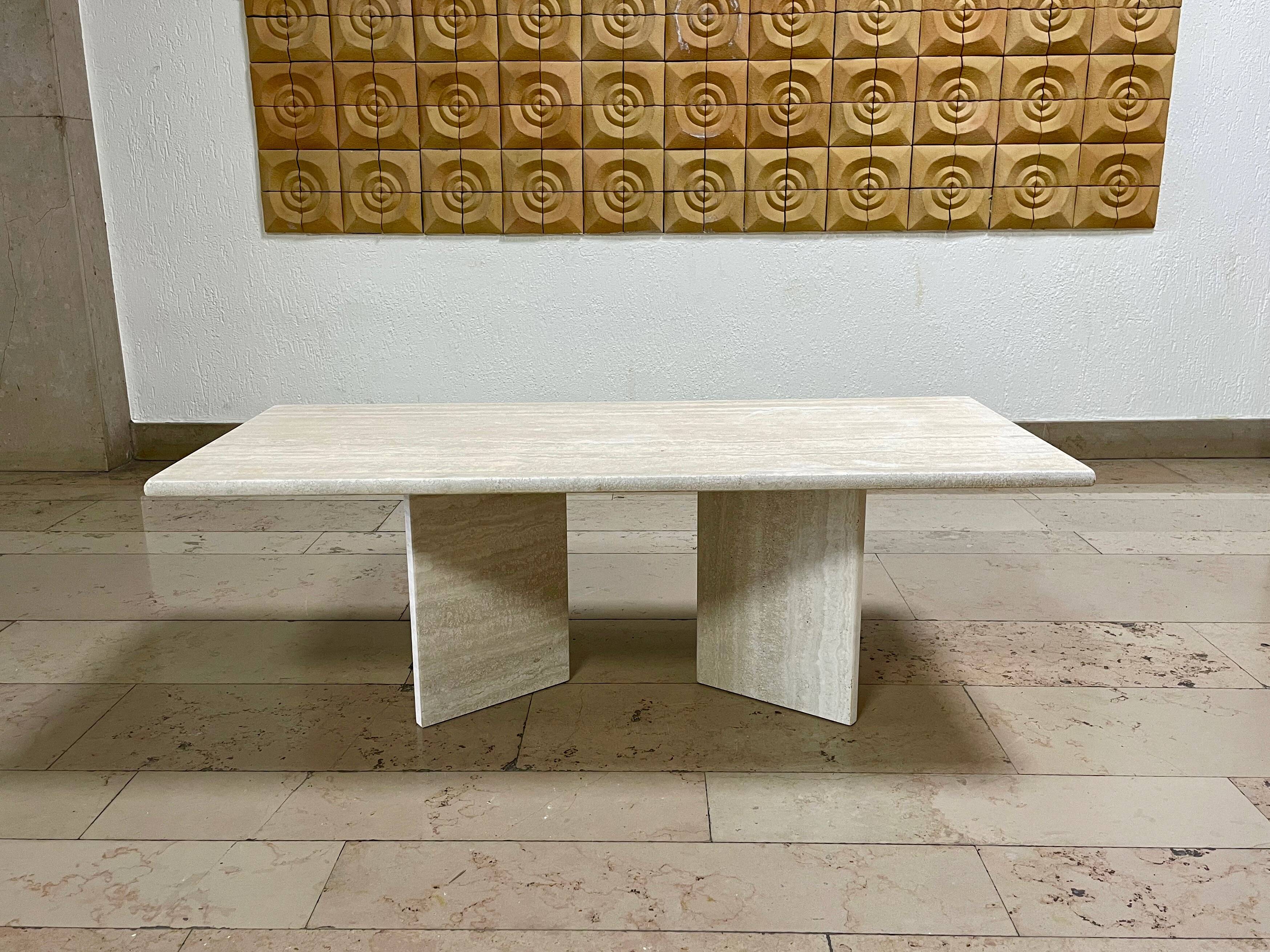 Travertine coffee table - 1980s