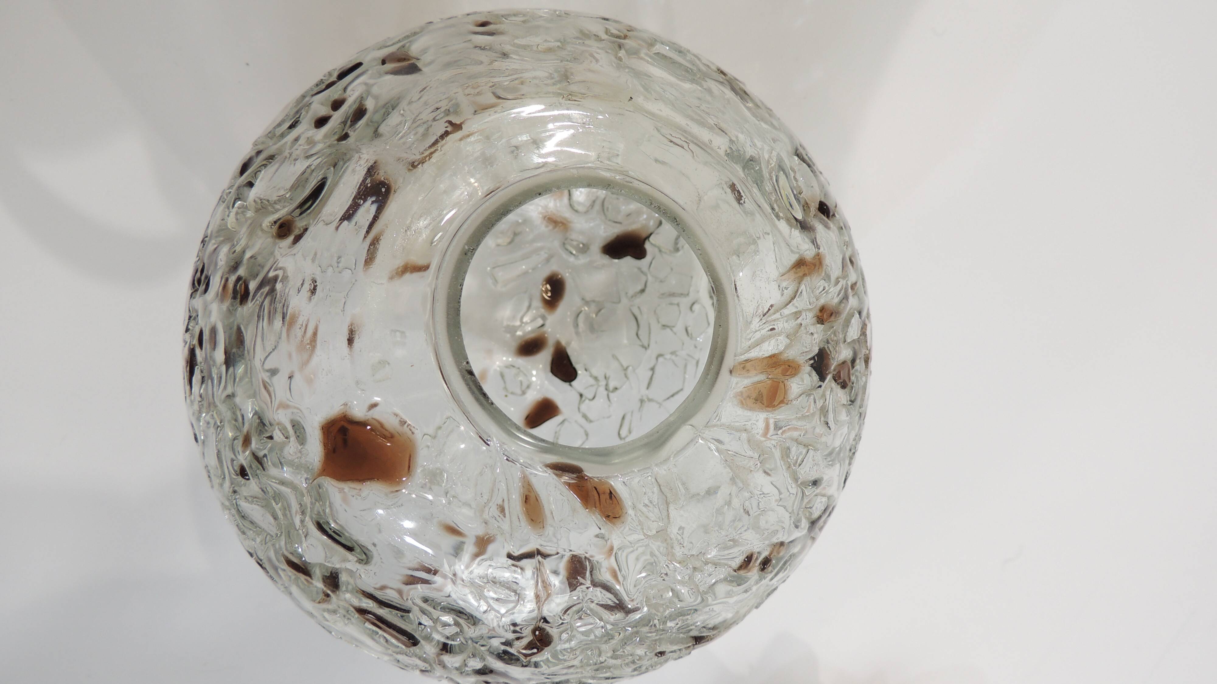 Doria Leuchten pendant lamp, textured Murano glass globe and brass,