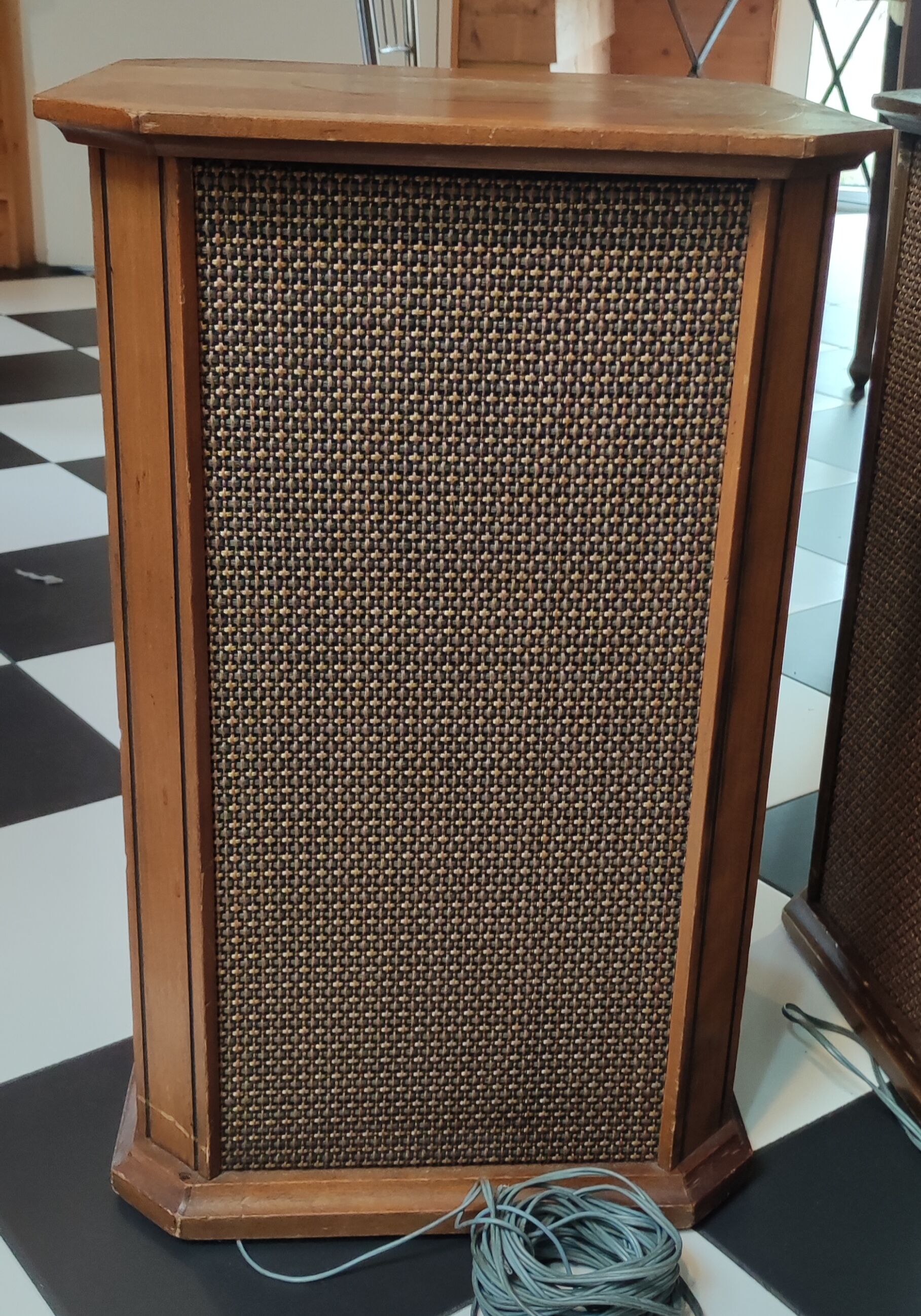 Pair of vintage H.H.Scott S100 speakers