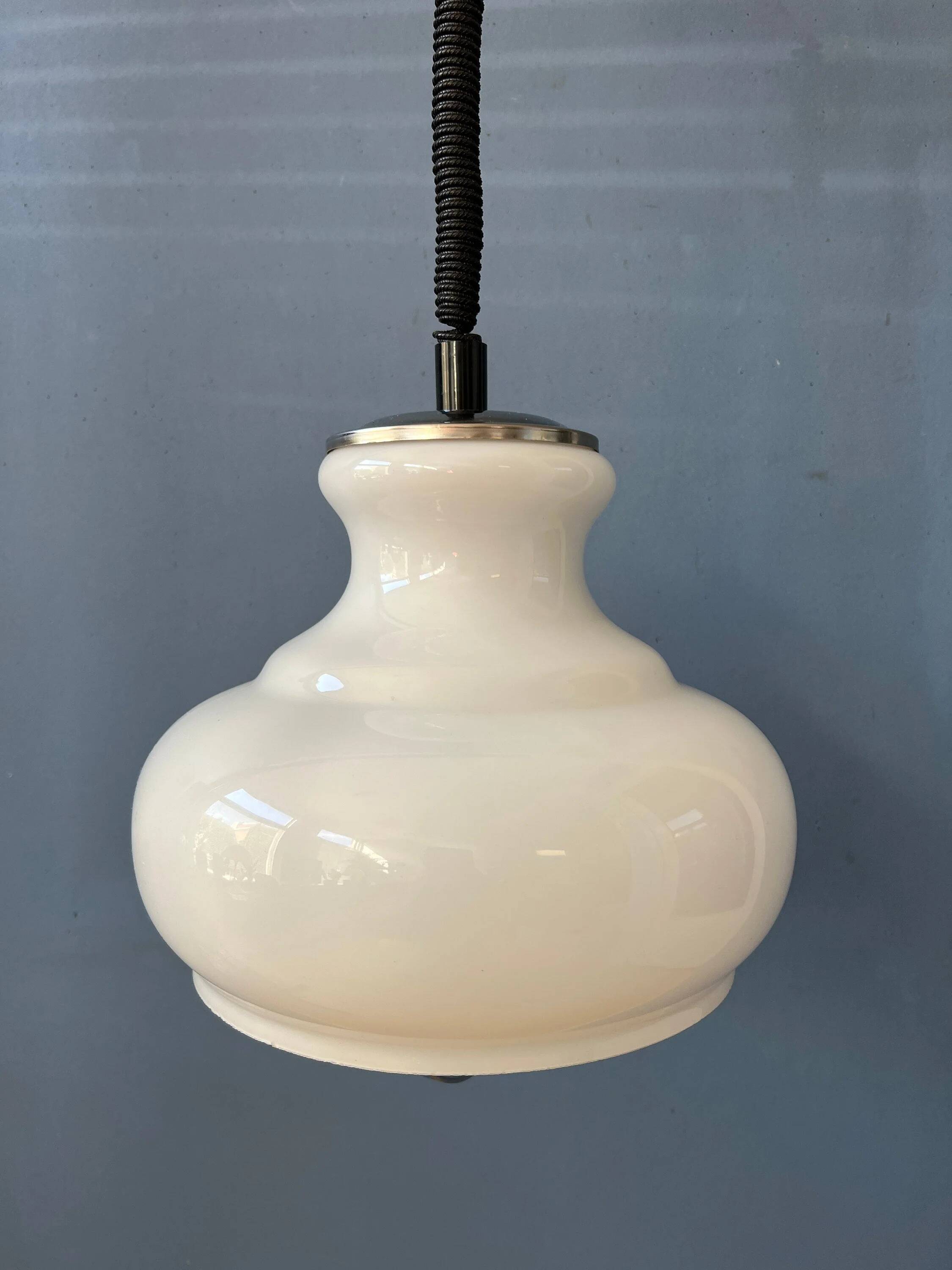 Suspension vintage mid-century en verre opalin (milk glass)