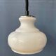 Suspension vintage mid-century en verre opalin (milk glass)