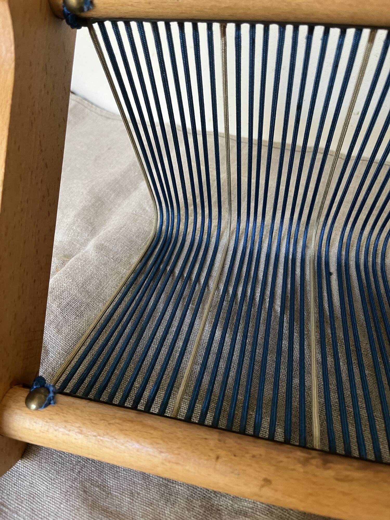 Vintage sixties record holder for 50 vinyls