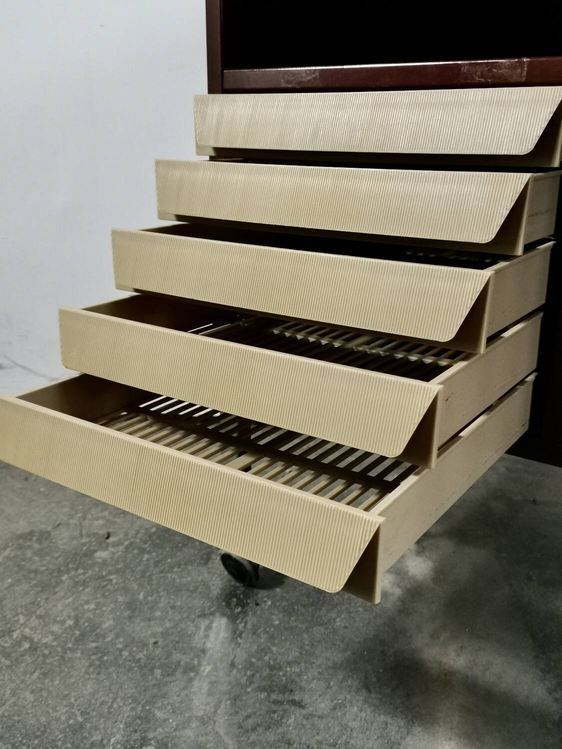 Vintage Italian Cabinet on Wheels, 1970s