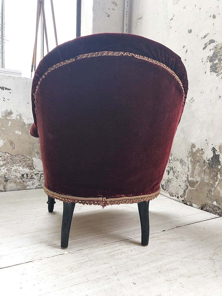 Napoleon III burgundy velvet armchair