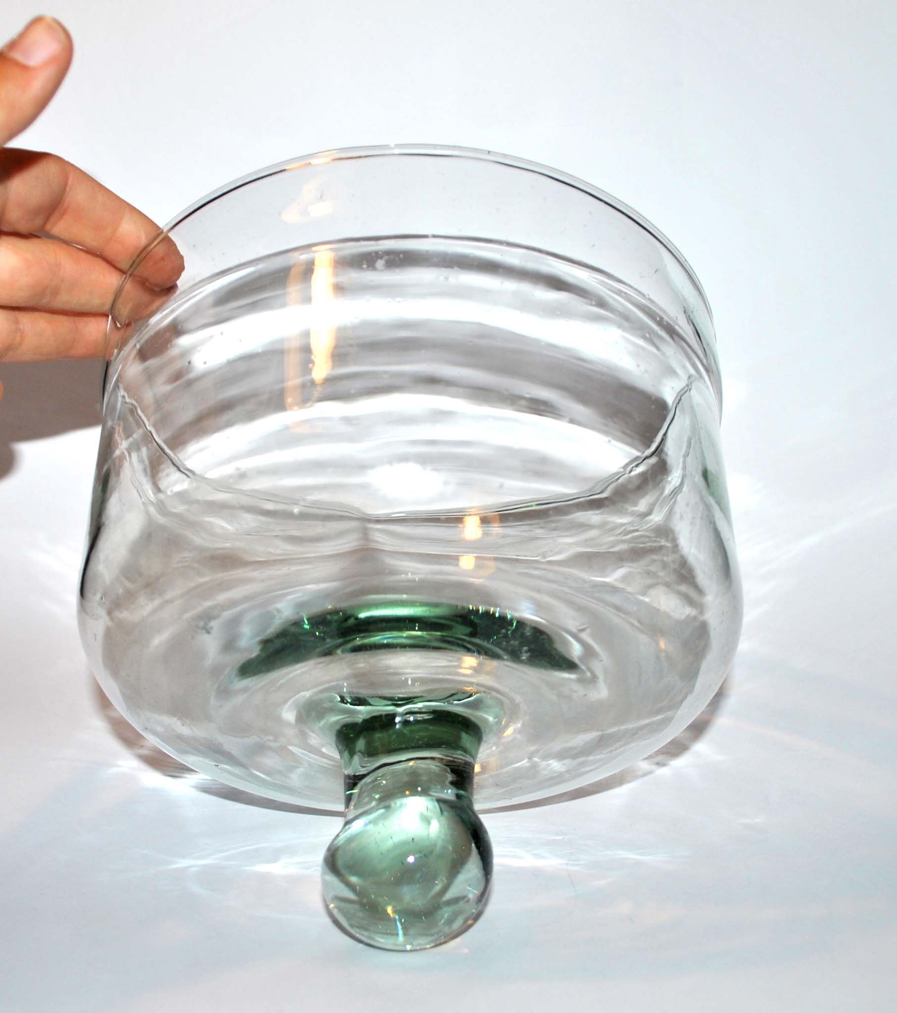 Old cheese bell in green blown glass - Vintage Globe display 19cm