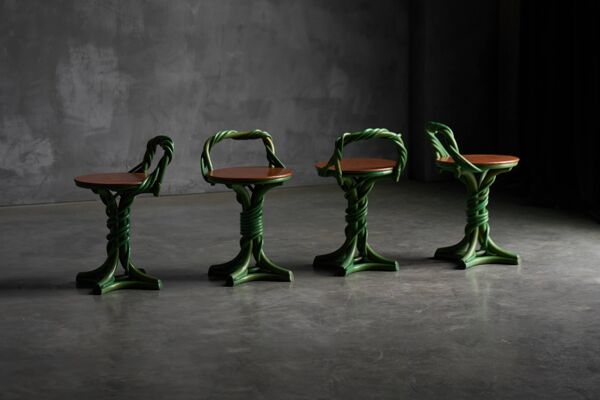 Tabourets fantaisistes en forme de vigne, France, fin du XXe siècle