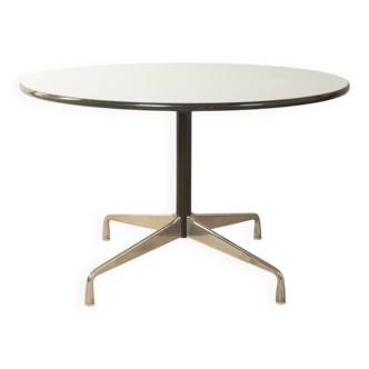Dining table from the 'Aluminium Group' by Charles & Ray Eames for Herman Miller by Vitra