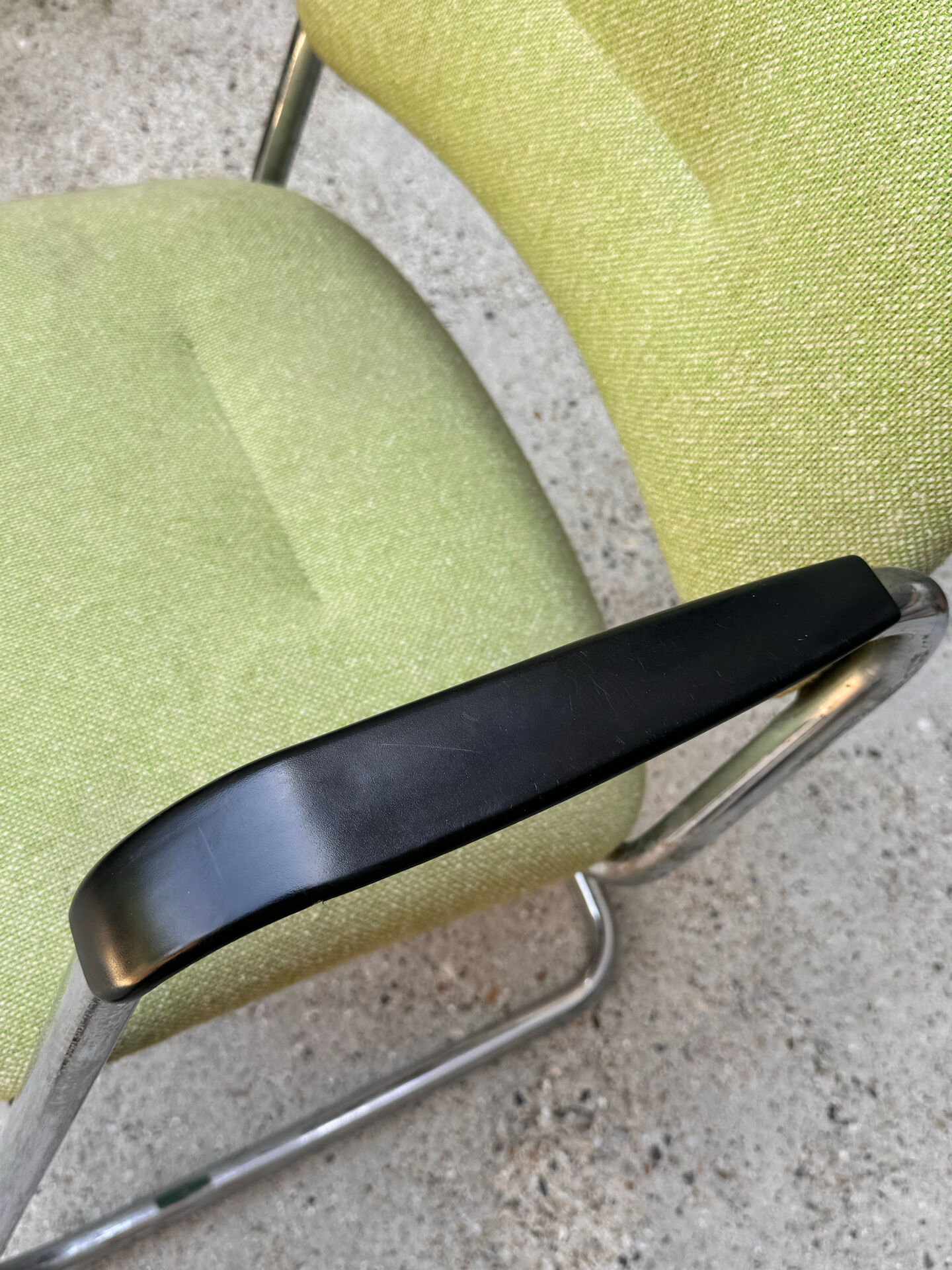 Fauteuil vintage Strafor Steelcase 421, vert chiné