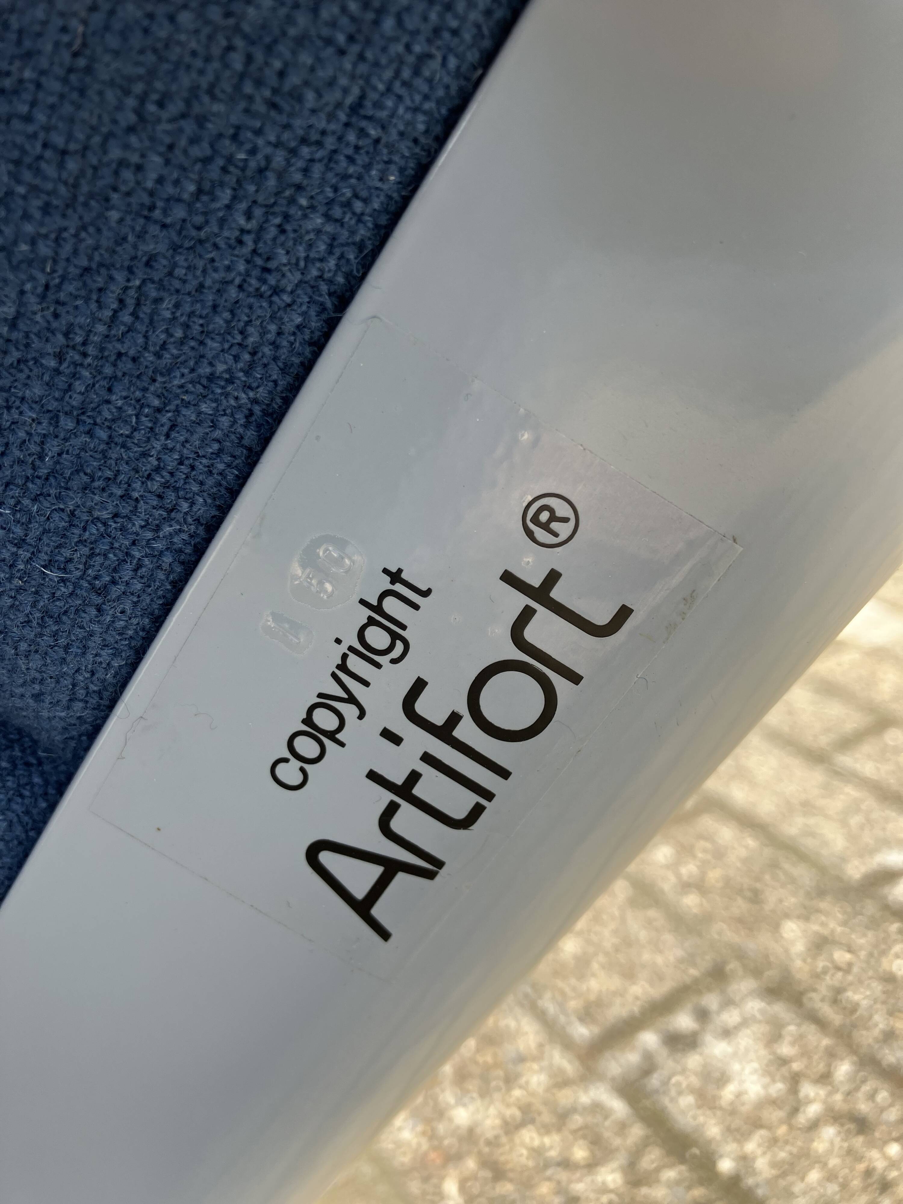 2x Artifort Groovy F598 (M-chair) blue, perfect state! Pierre Paulin