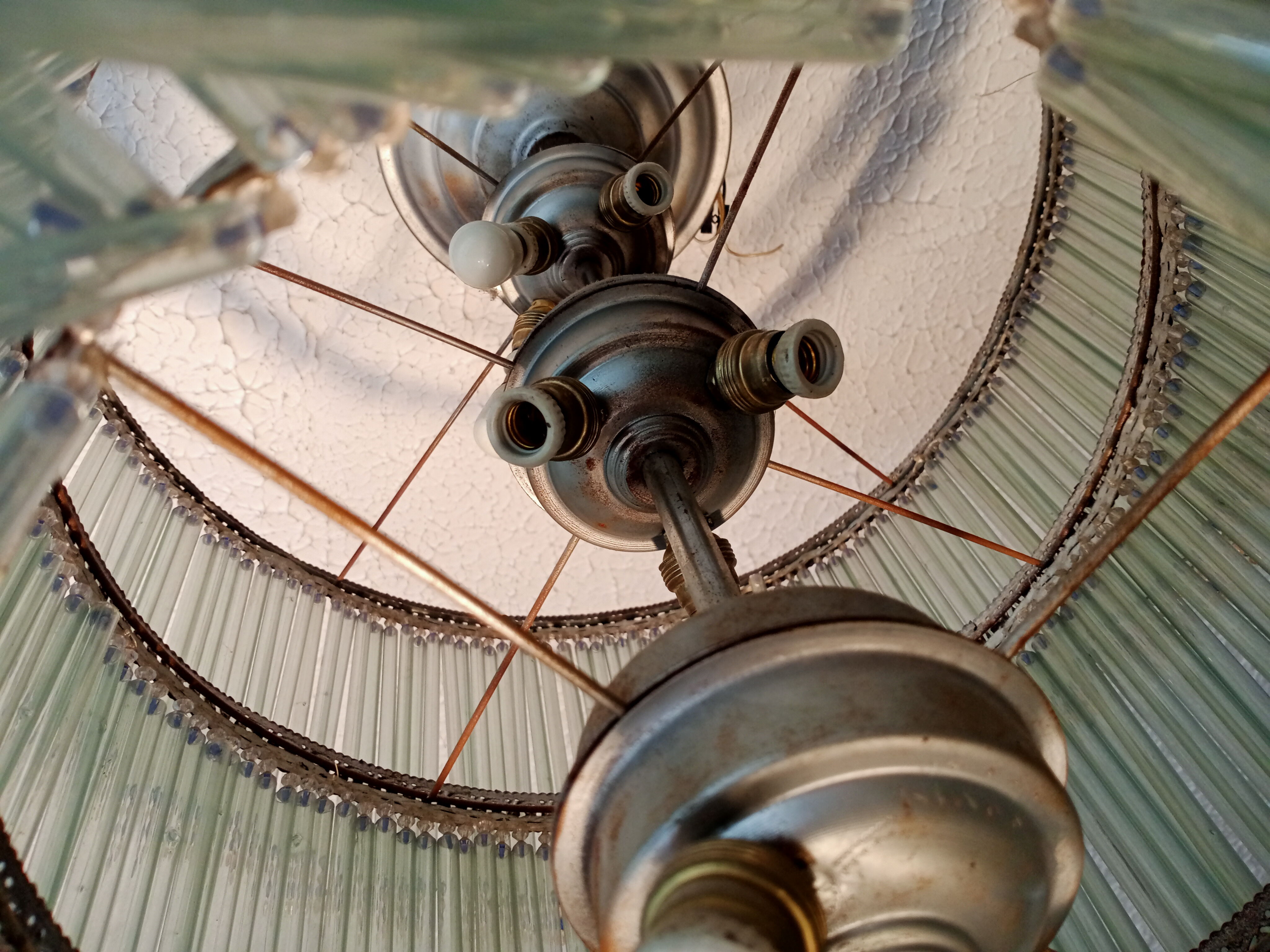 Art Deco suspension