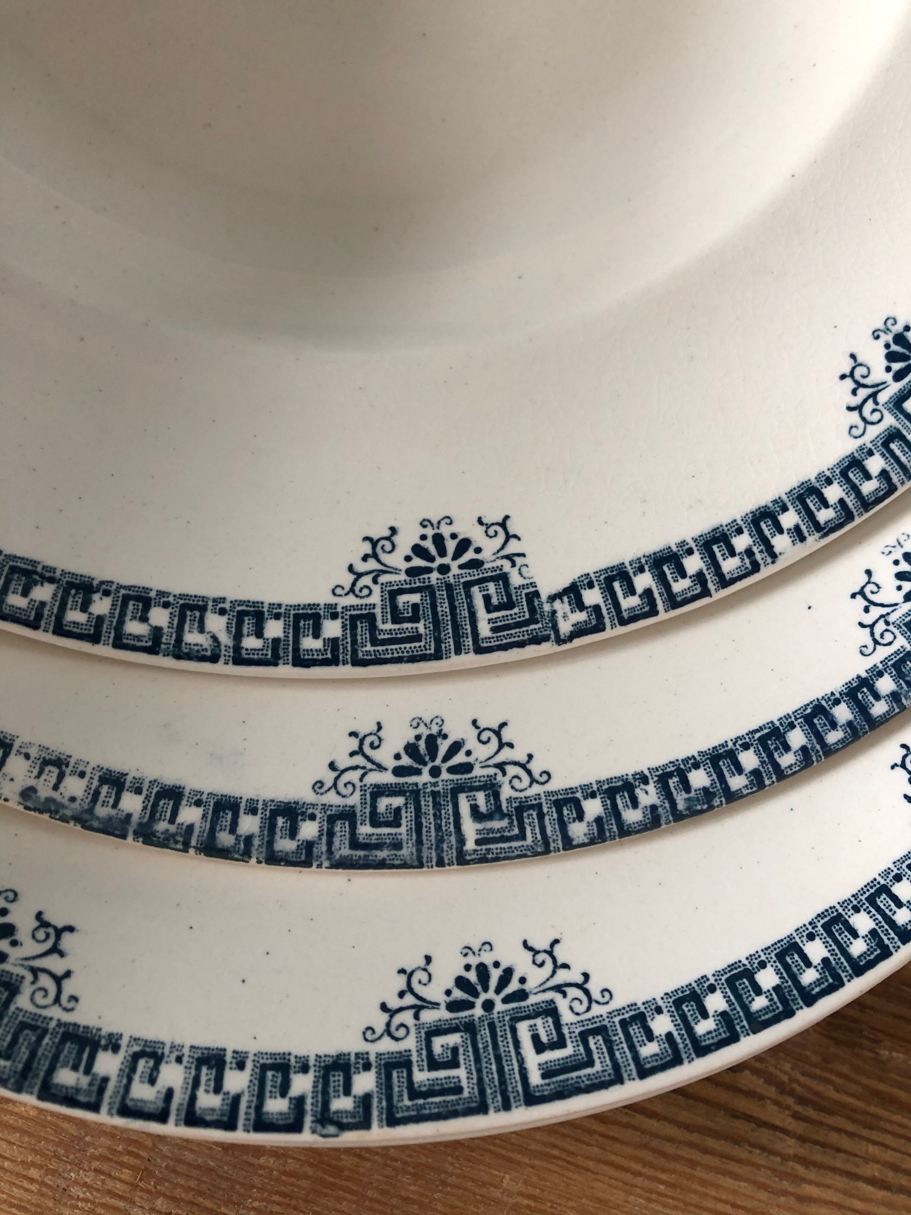 Lot of 3 flat plates 19th model "Athens" Longwy