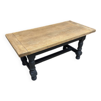 Table basse en bois peint