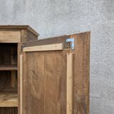 Armoire en bois naturel
