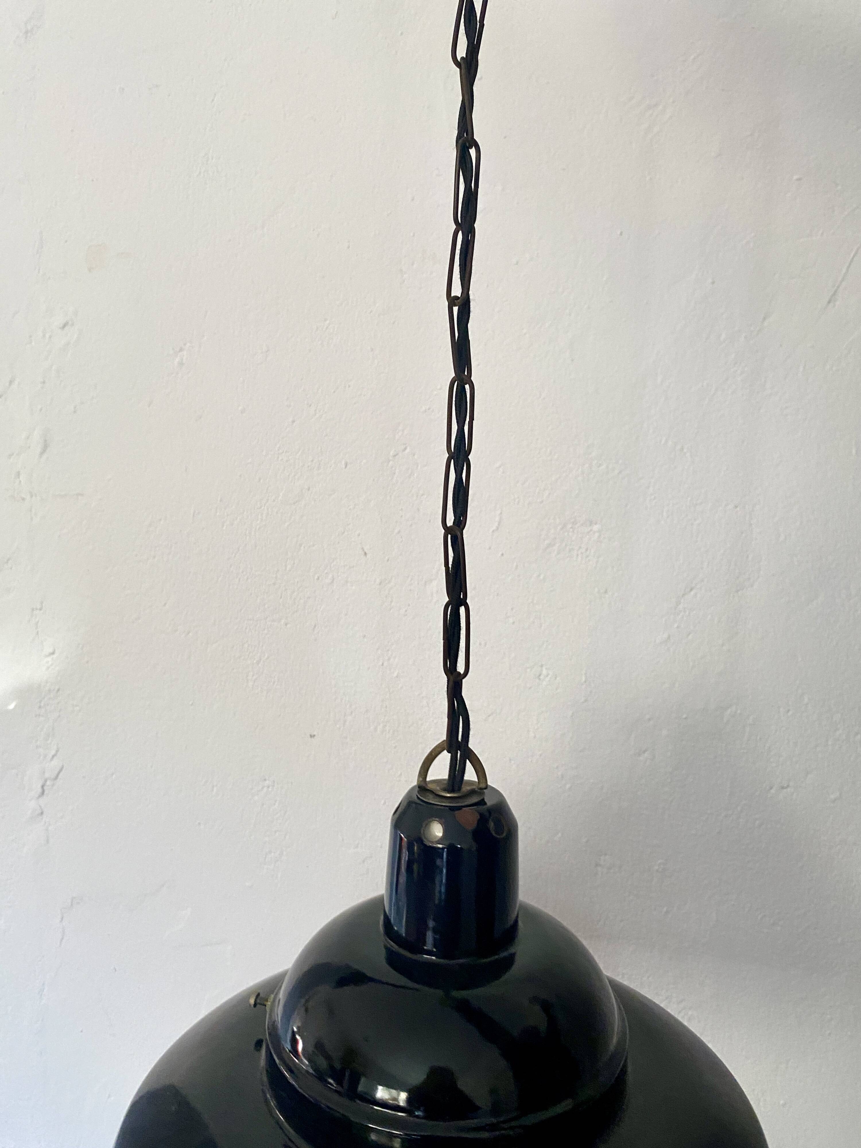 Industrial suspension, sheet metal, chain, fabric cable