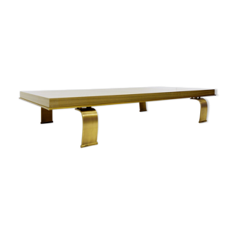 Table basse contemporaine en laiton