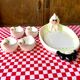 Plat et coquetiers barbotine poussins