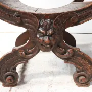 Dantesca armchair with lion heads and mascaron – neo-Renaissance, 19th c.