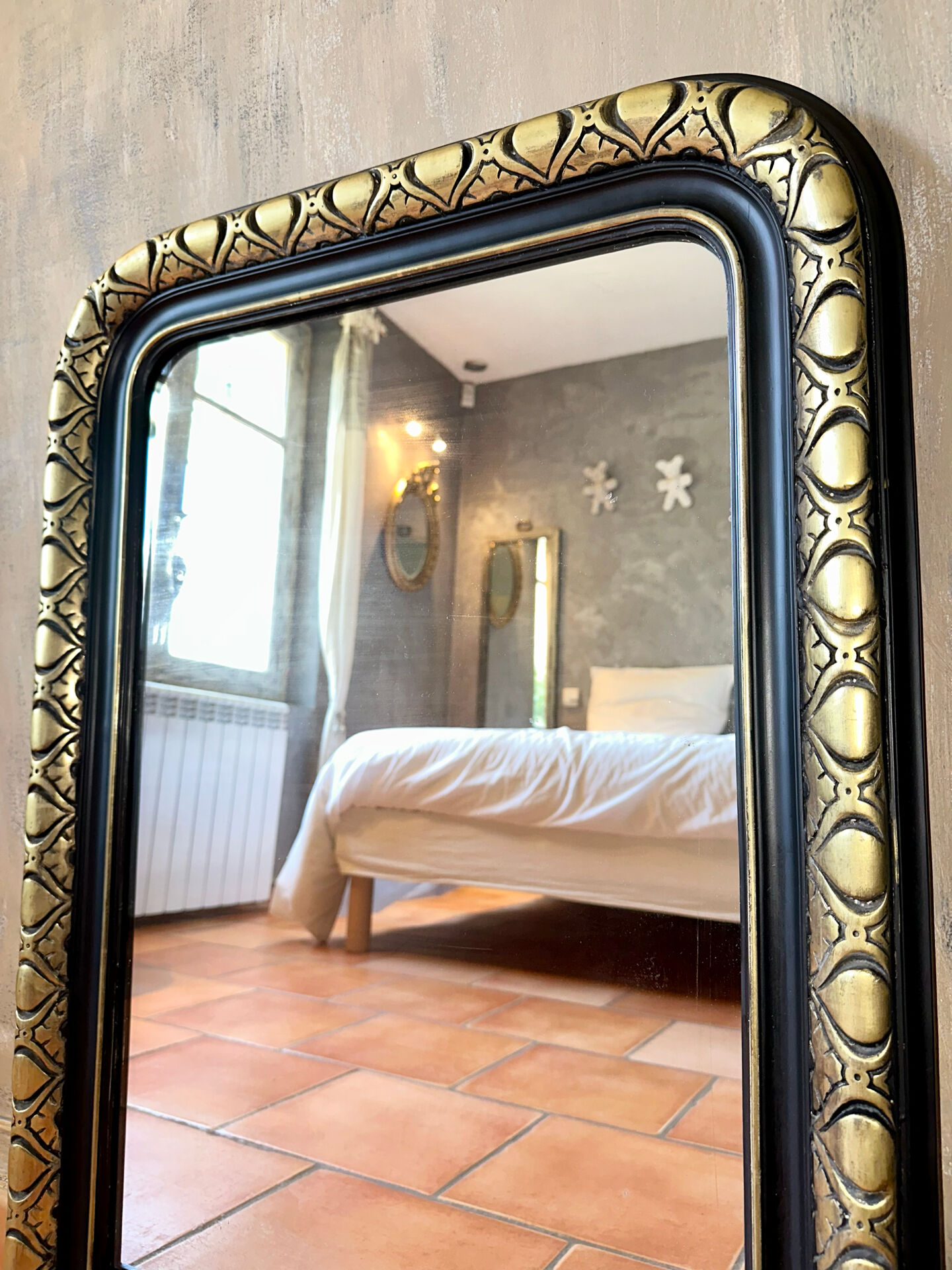 Miroir Louis-Philippe noir et doré ancien XIXème